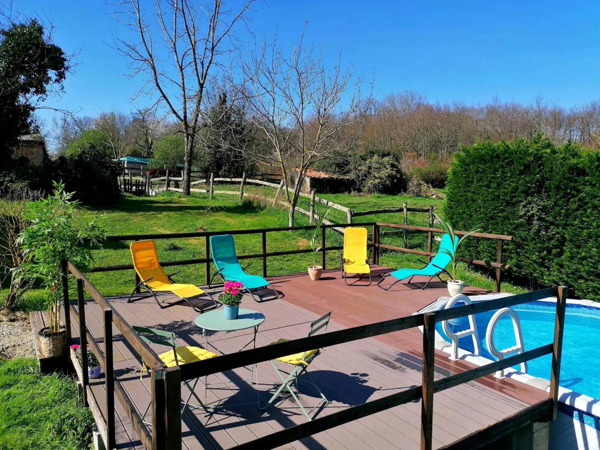 Le Verger Du Paradis Beaulieu-sur-Sonnette Extérieur photo