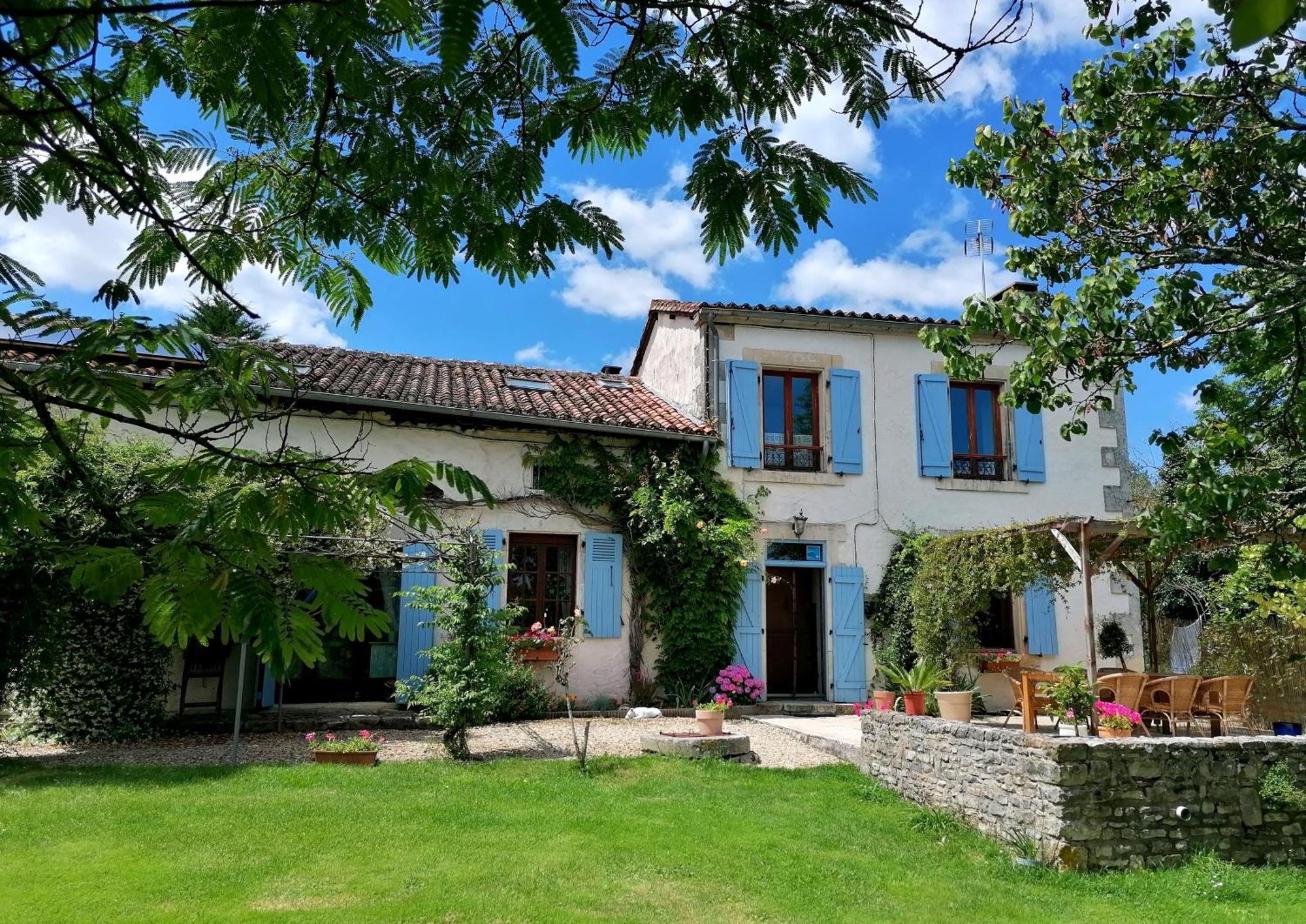 Le Verger Du Paradis Beaulieu-sur-Sonnette Extérieur photo